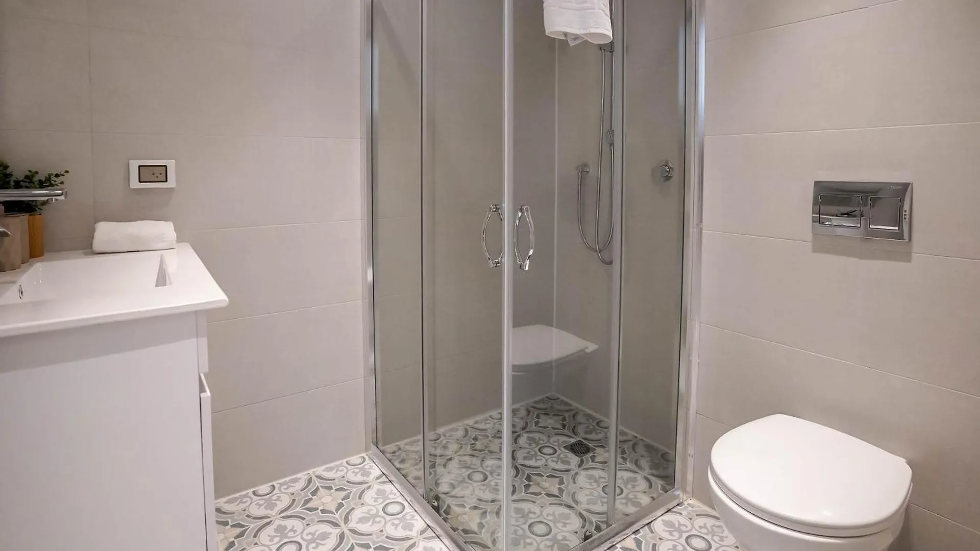 Yalarent New Stylish Apartment 3Br With Balcony Eilat